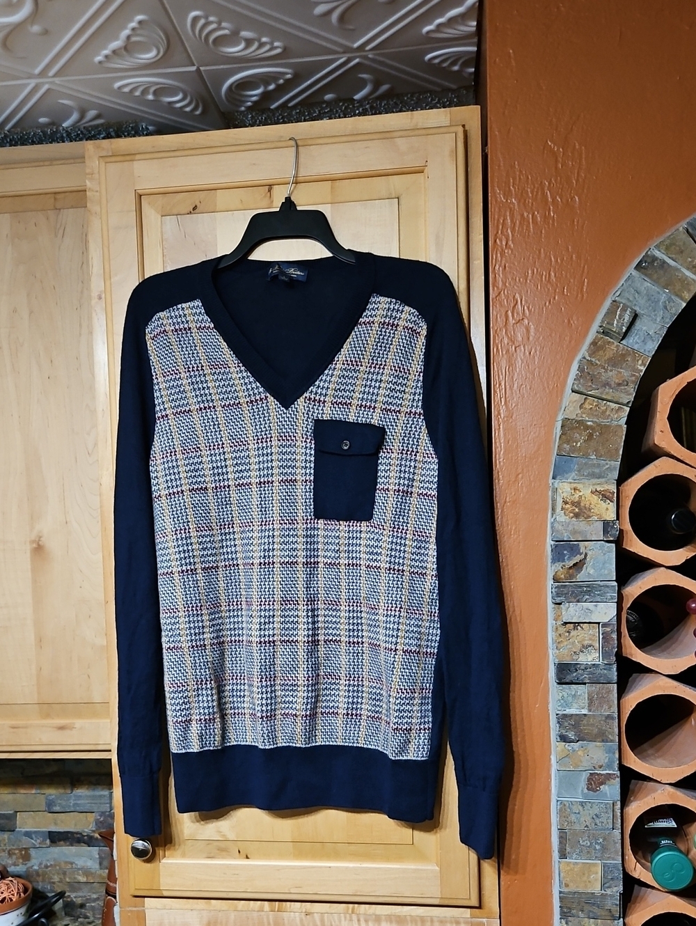 Brooks Brothers Navy Blue Red Plaid Washable Merino Wool V-Neck Sweater Pocket